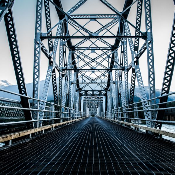 Architekturfotografie-alte-Eisenbahnbruecke-1