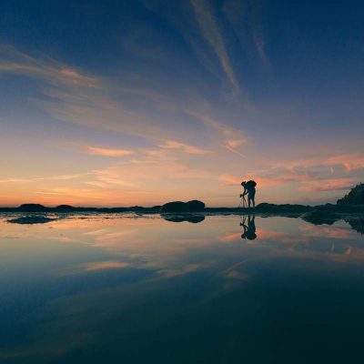 landschaftsfotografie-blaue-stunde-spiegelung-im-wasser